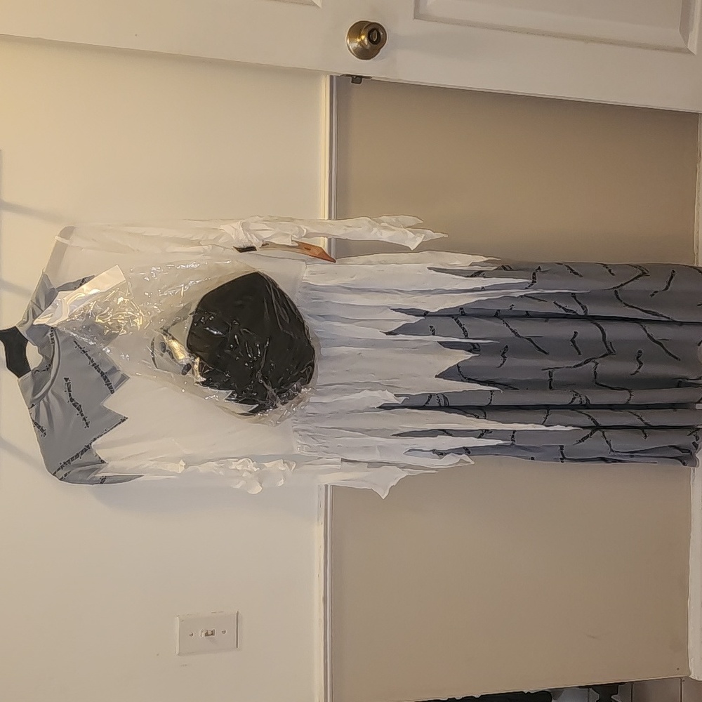 NWT. Adult Halloween Costume Adult Large. Lab Monster Bride. Hyde and EEK
